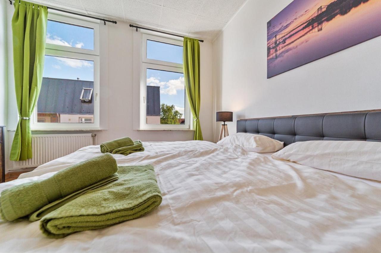 Infinity Stay: Bis Zu 6 Personen Zentrumsnah Wassernah Netflix Wilhelmshaven Buitenkant foto