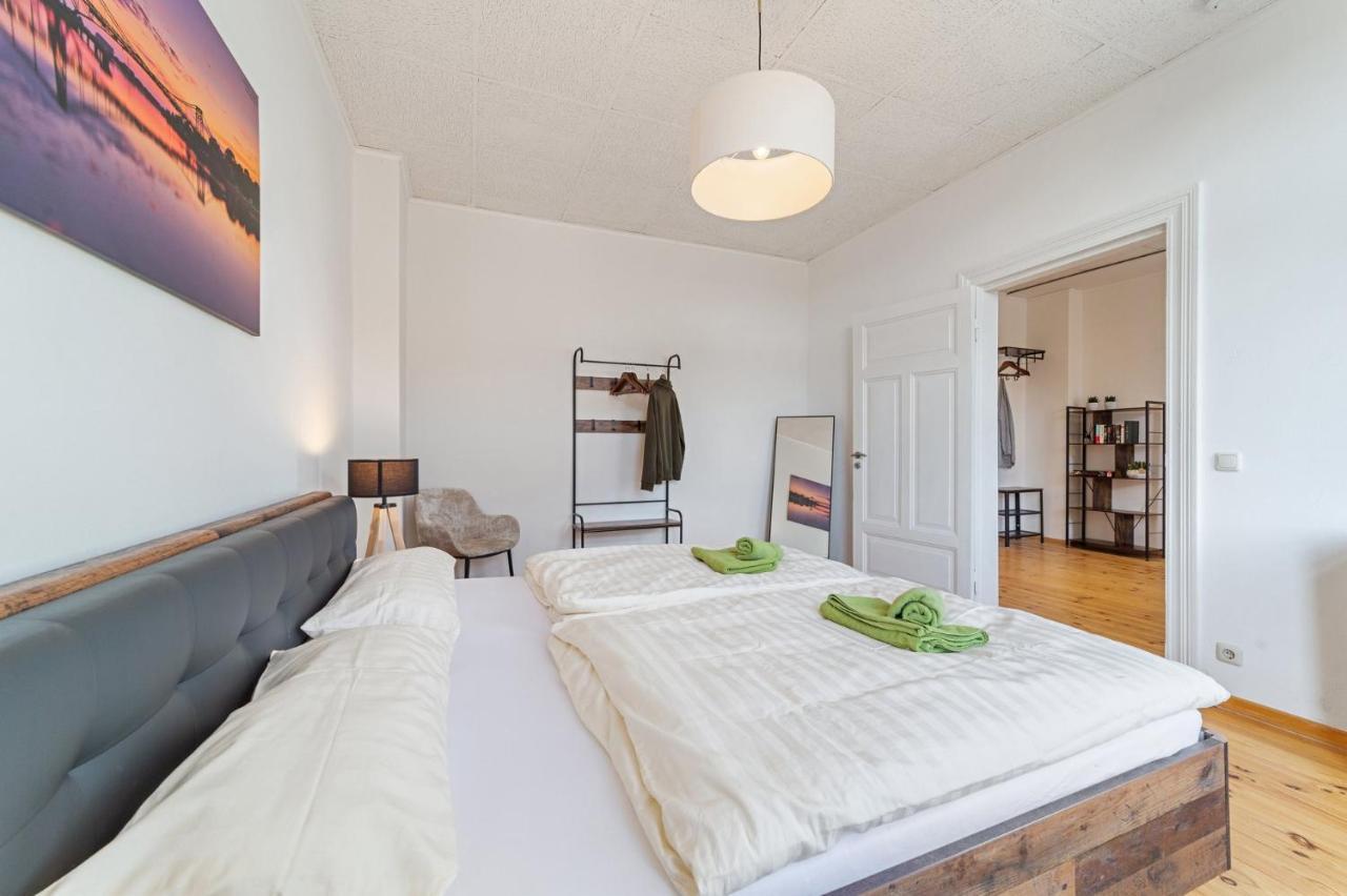 Infinity Stay: Bis Zu 6 Personen Zentrumsnah Wassernah Netflix Wilhelmshaven Buitenkant foto
