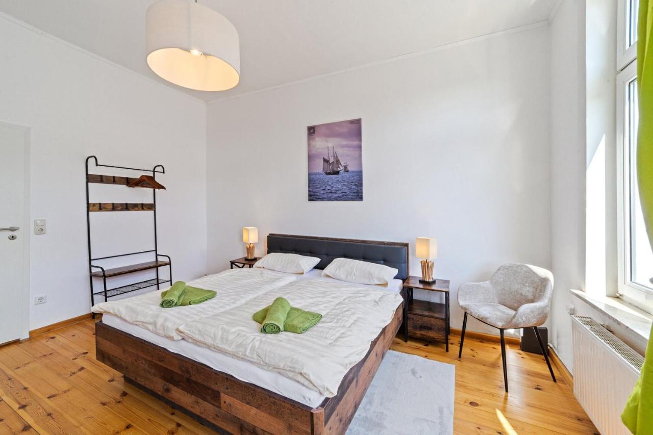 Infinity Stay: Bis Zu 6 Personen Zentrumsnah Wassernah Netflix Wilhelmshaven Buitenkant foto